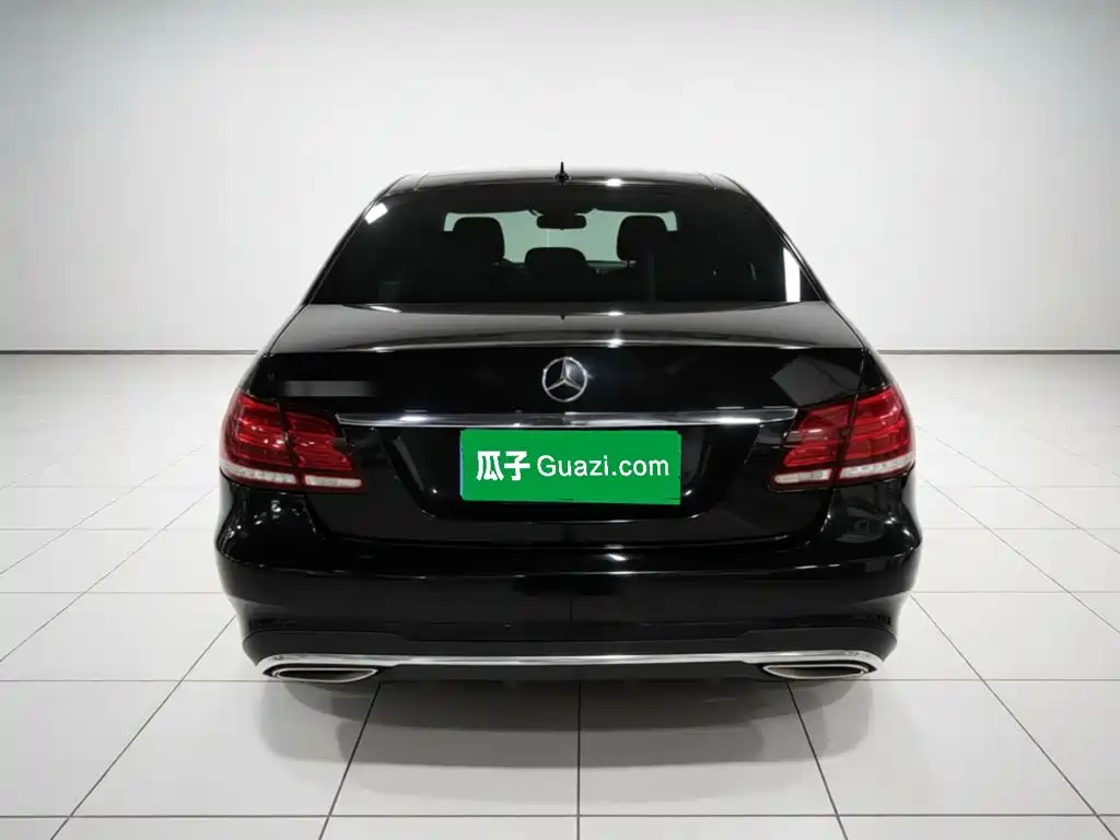 Mercedes-Benz E-Class — миниатюра 3