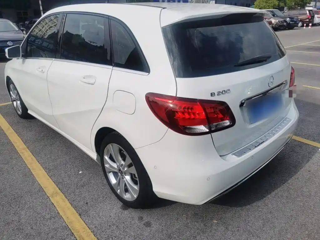 Mercedes-Benz B-Class — миниатюра 5