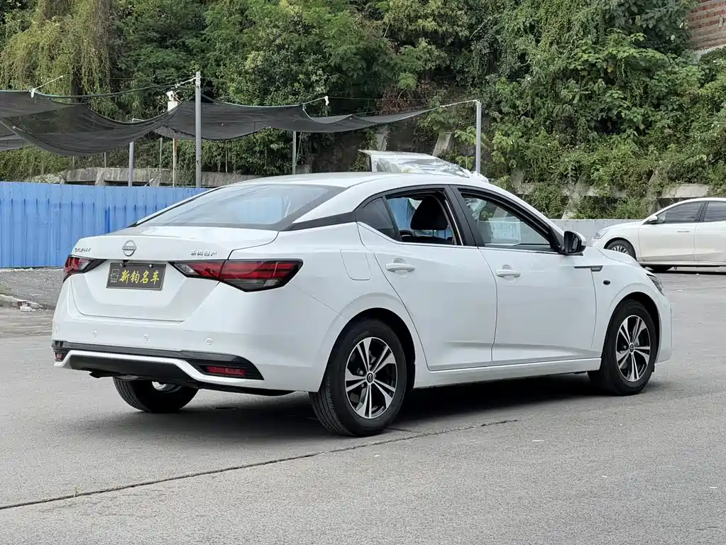 Nissan Sylphy — миниатюра 12