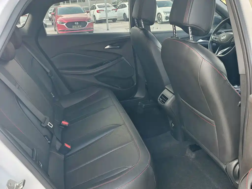 Buick Verano — миниатюра 9