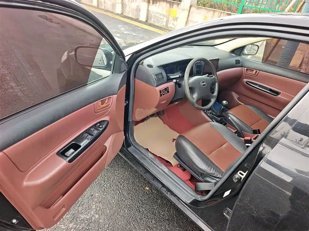 BYD F3 - фото 13