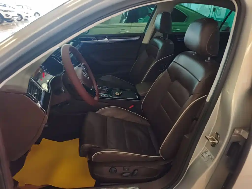 Volkswagen Phideon — миниатюра 15