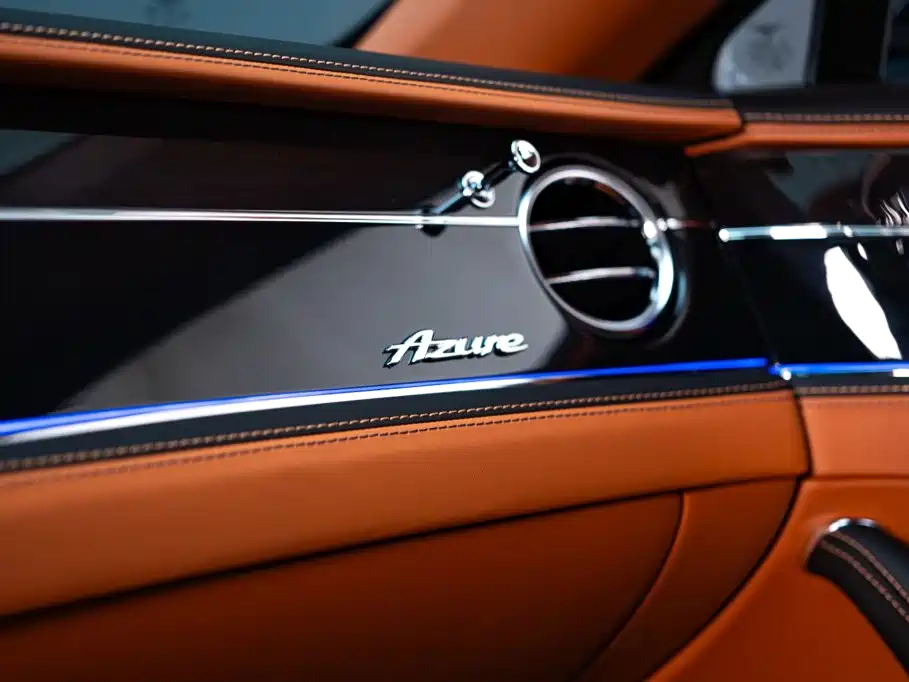 Bentley Flying Spur — миниатюра 16