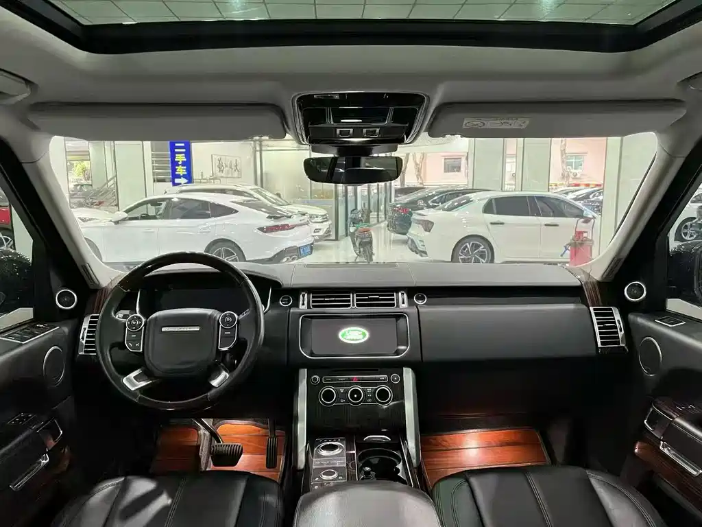 Land Rover Range Rover 2017 3.0 SC V6 Vogue