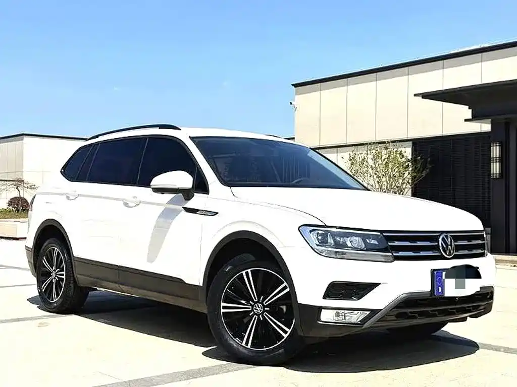 Volkswagen Tiguan L — миниатюра 3