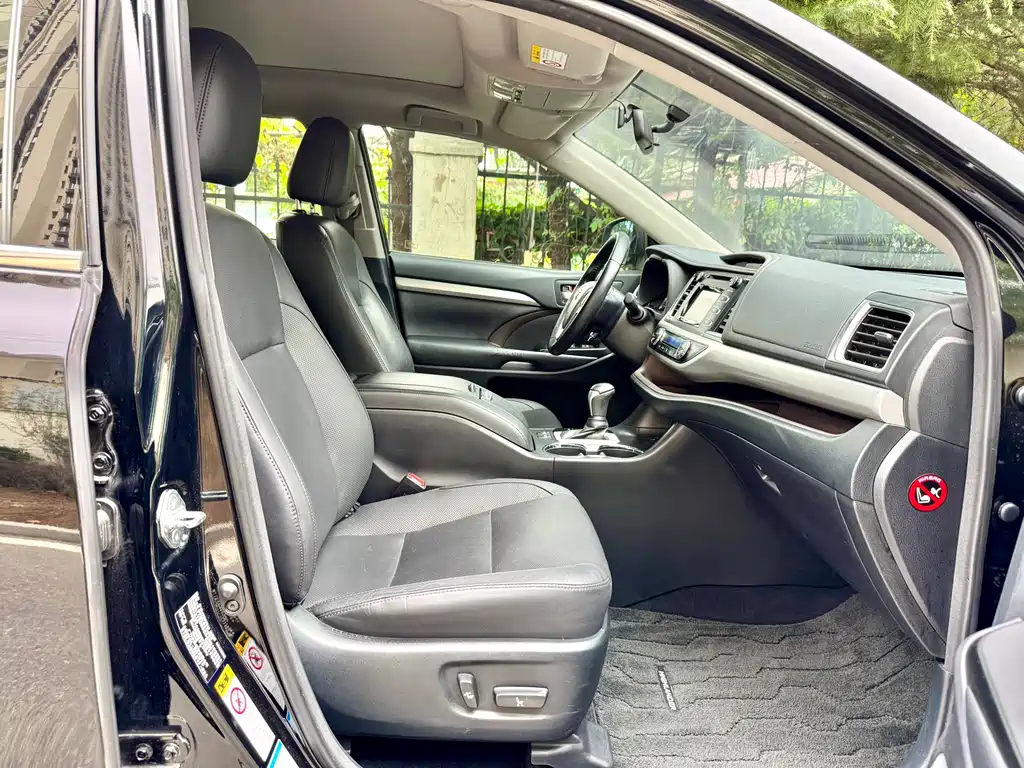 Toyota Highlander — миниатюра 19