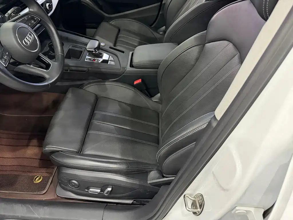 Audi A4L — миниатюра 14