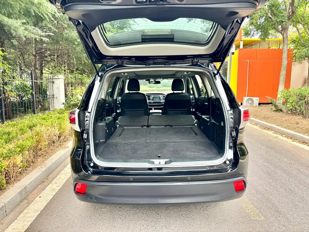Toyota Highlander — миниатюра 23
