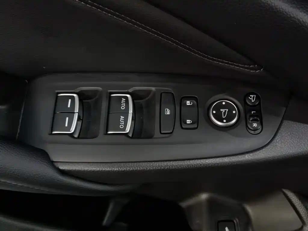 Honda Accord — миниатюра 9