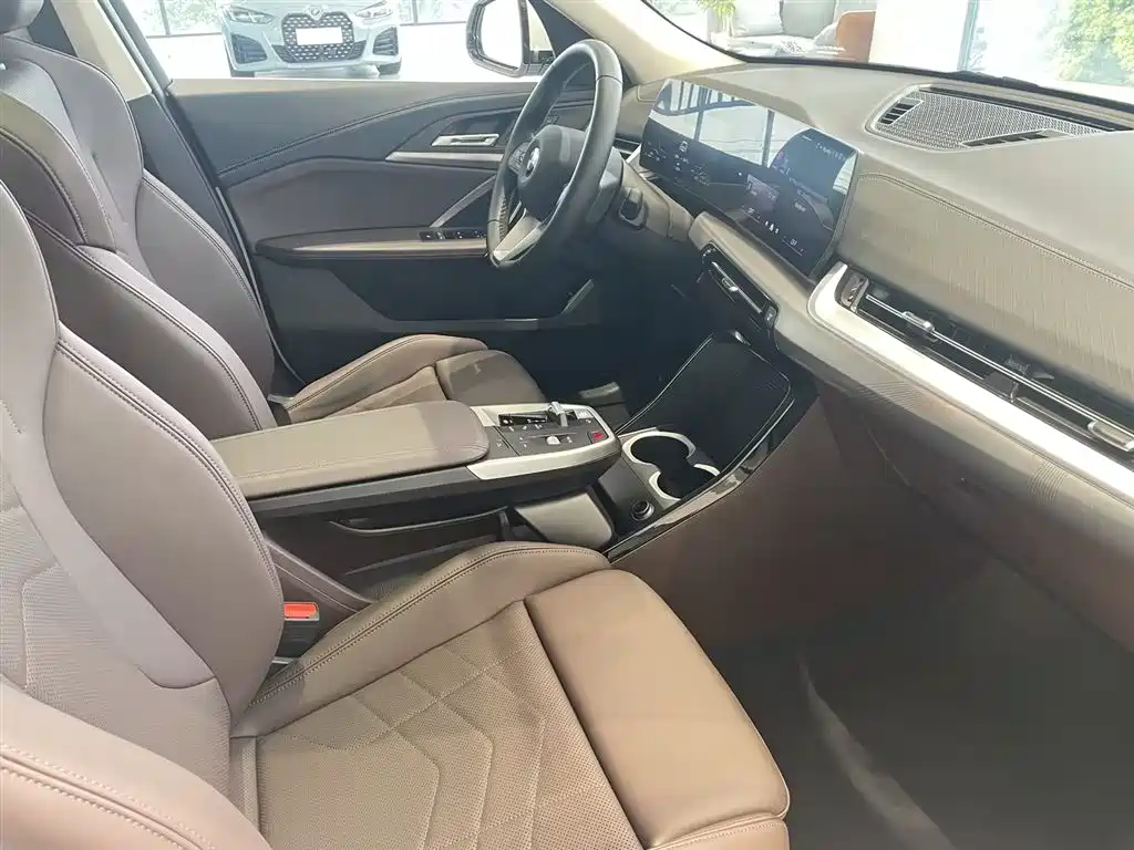 BMW X2 2025 sDrive25i M Sport