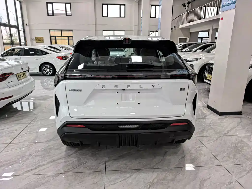 Geely Boyue — миниатюра 4
