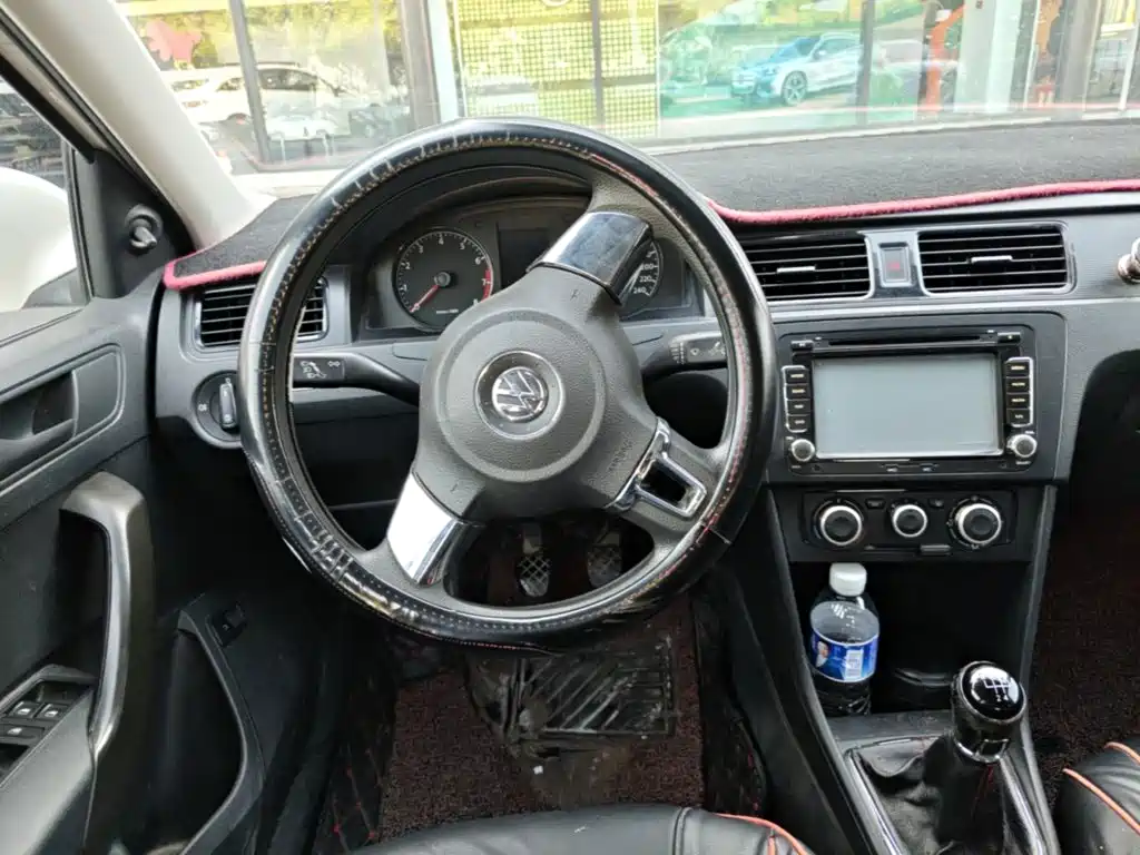 Volkswagen Santana — миниатюра 15