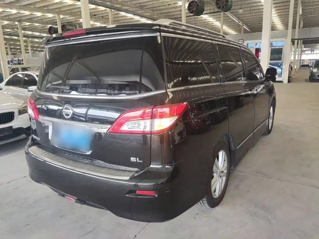 Nissan Quest — миниатюра 7