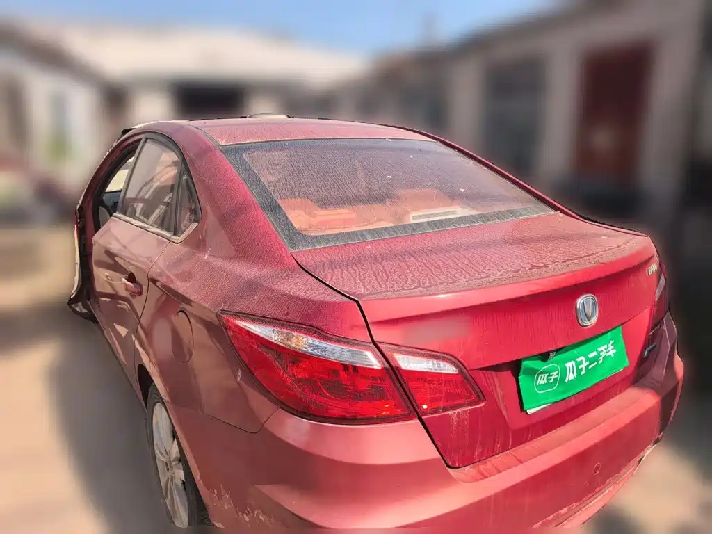 Changan Eado — миниатюра 4