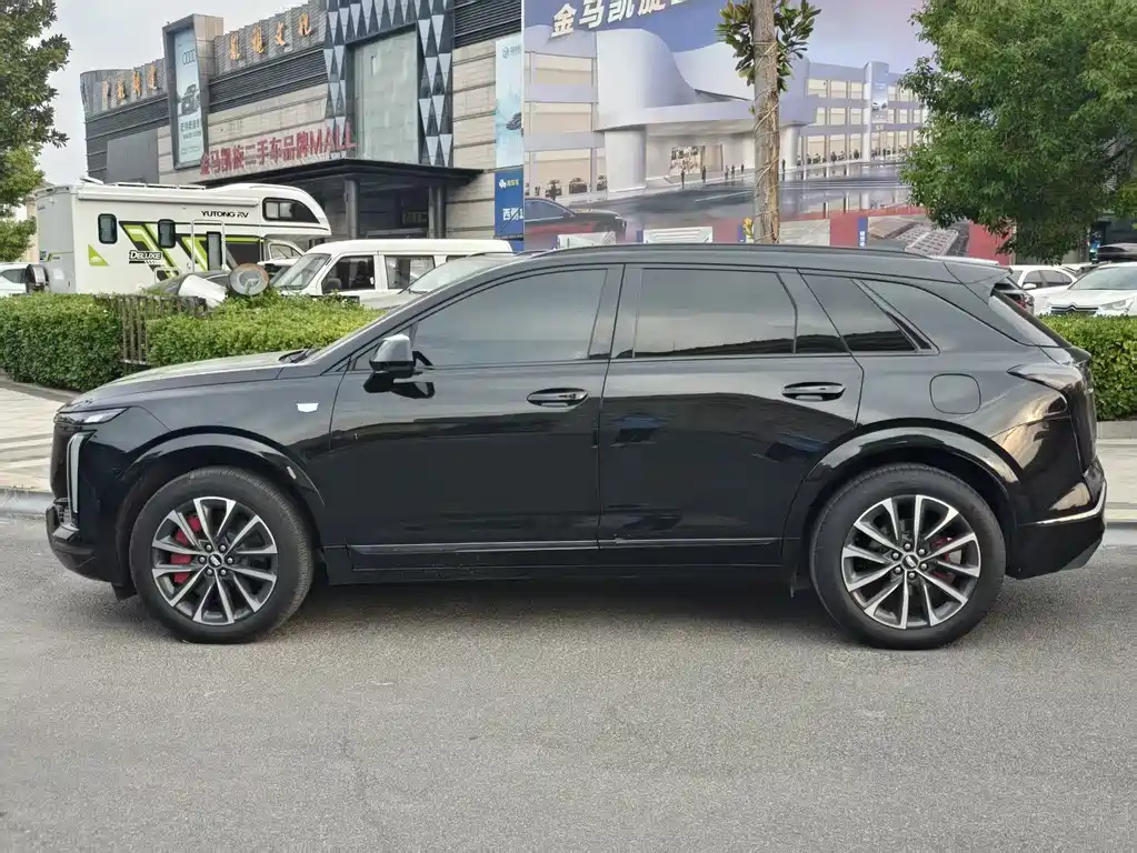 Cadillac XT5 — миниатюра 4