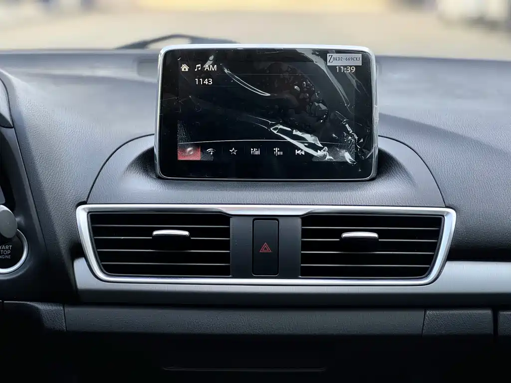 Mazda 3 Axela — миниатюра 13