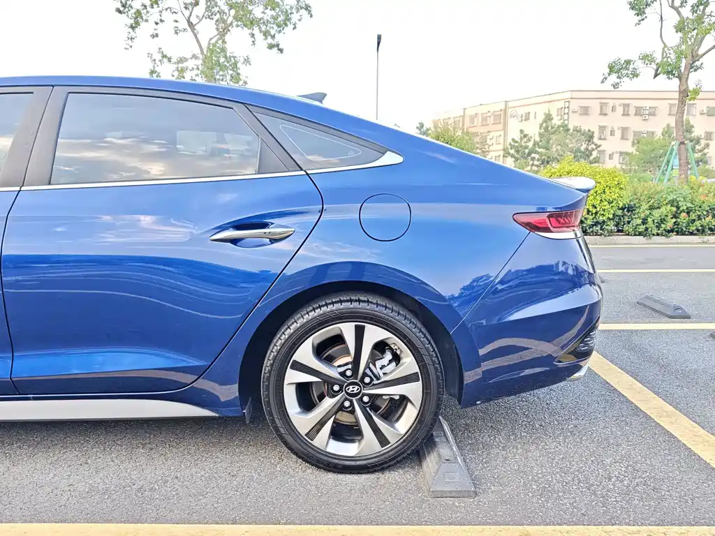 Hyundai Fista — миниатюра 25