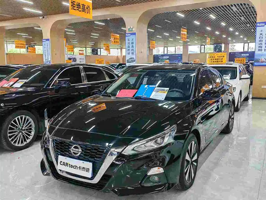 Купить Nissan Teana