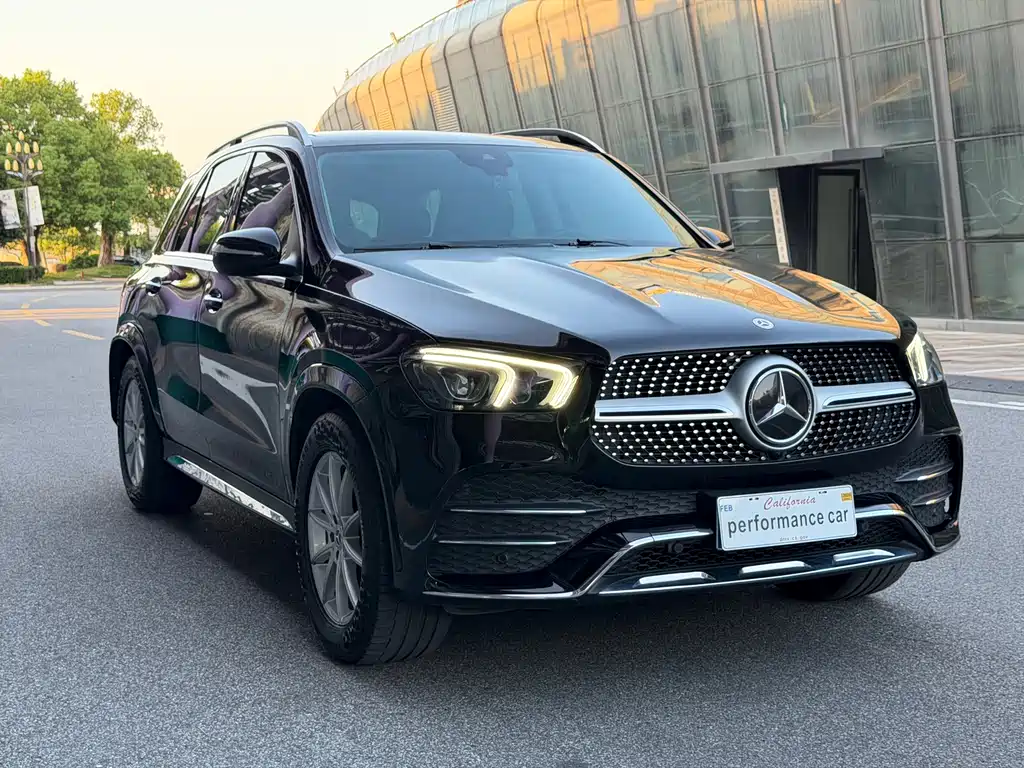 Mercedes-Benz GLE (Import) — миниатюра 3