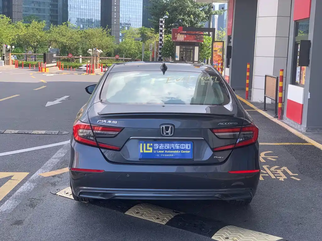 Honda Accord — миниатюра 5