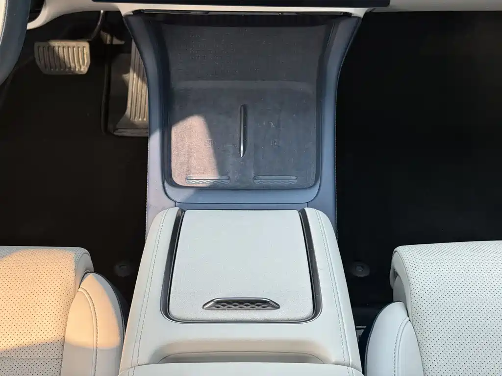 ZEEKR EXTREME KRYPTON 007