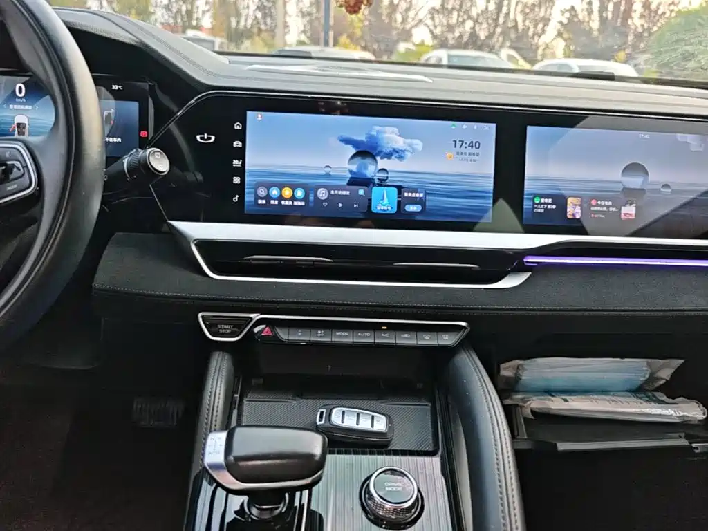 Geely Xingyue L — миниатюра 13