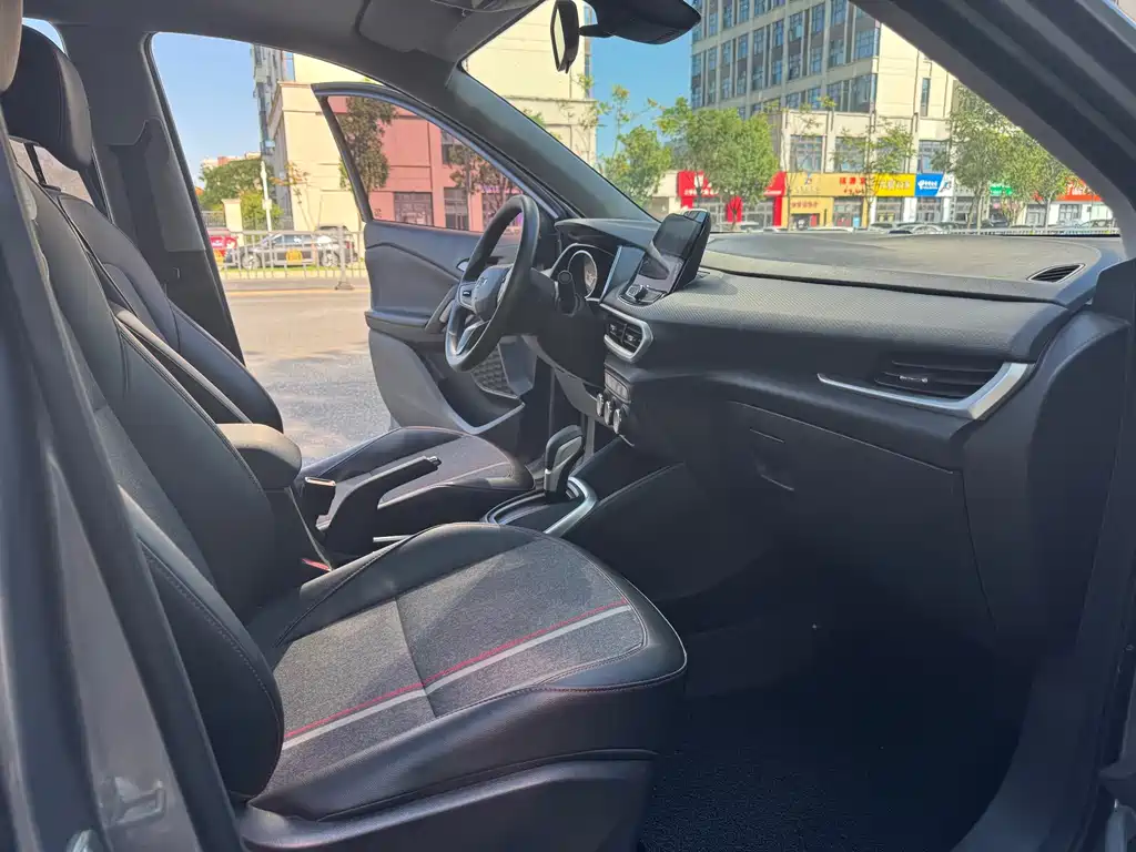 Chevrolet Trax — миниатюра 9
