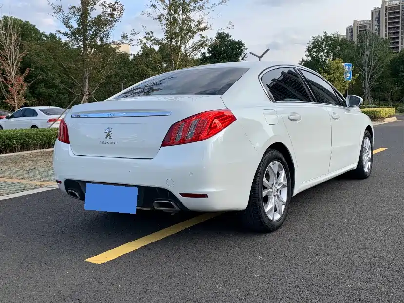 Peugeot 508 2011 2.3L AT Luxury