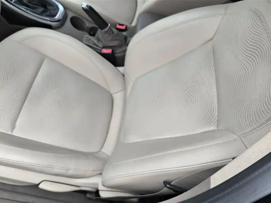 Buick Excelle 2013 GT 1.6L MT