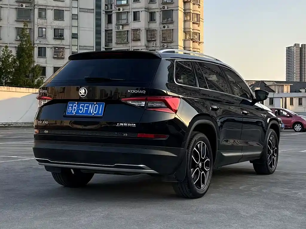 Skoda Kodiaq 2018 TSI330 7 мест Luxury