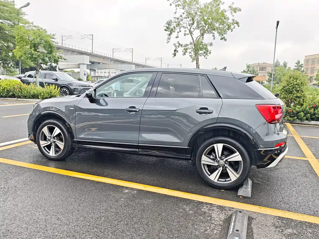 Audi Q2L — миниатюра 27