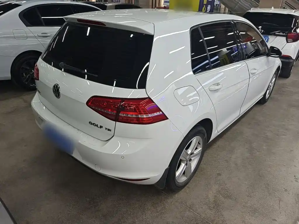 Volkswagen Golf 2015 1.4TSI AT Luxury