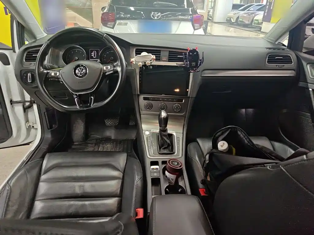 Volkswagen Golf 2015 1.4TSI AT Luxury