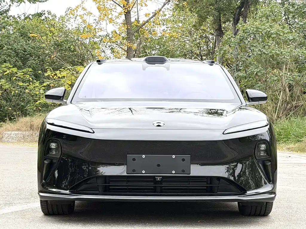 NIO NIO ET5T