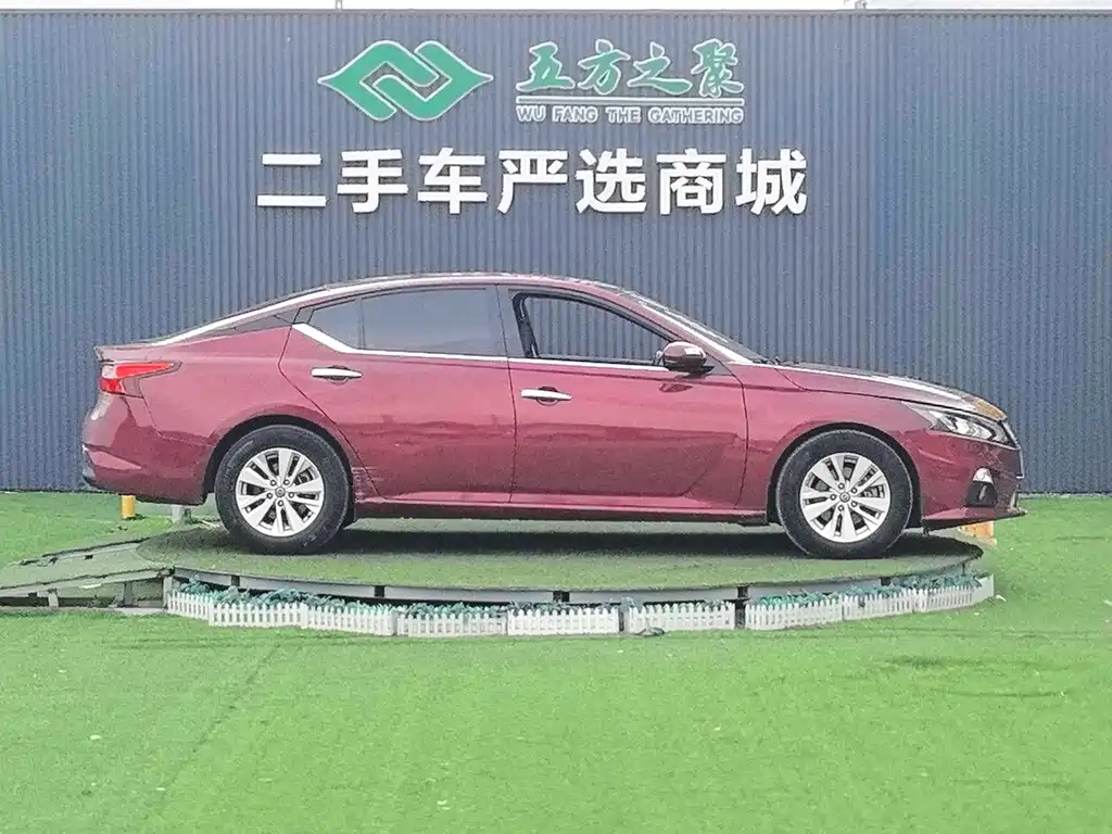 Nissan Teana — миниатюра 7