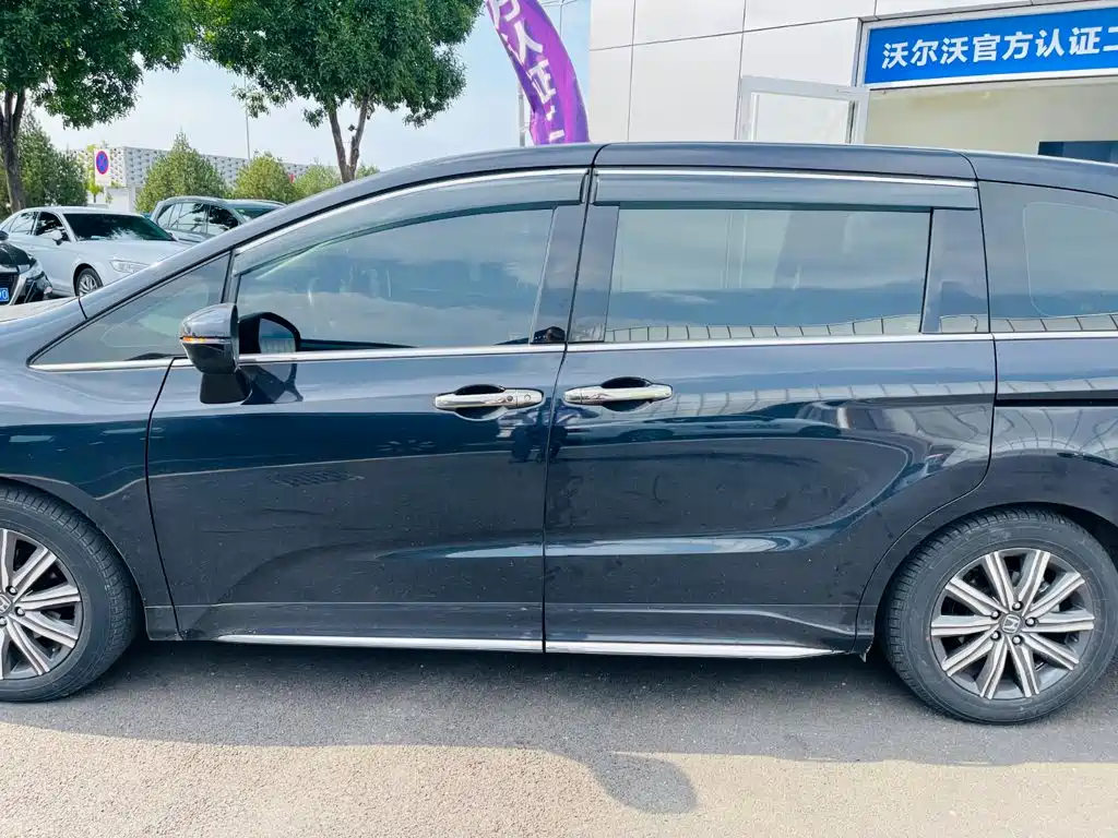 Honda Odyssey — миниатюра 5
