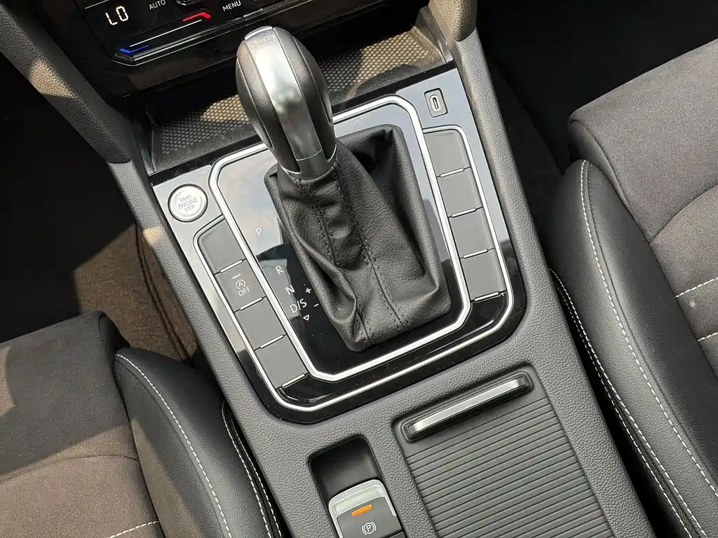 Volkswagen Magotan — миниатюра 10