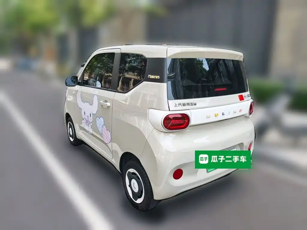 Wuling MINIEV — миниатюра 4