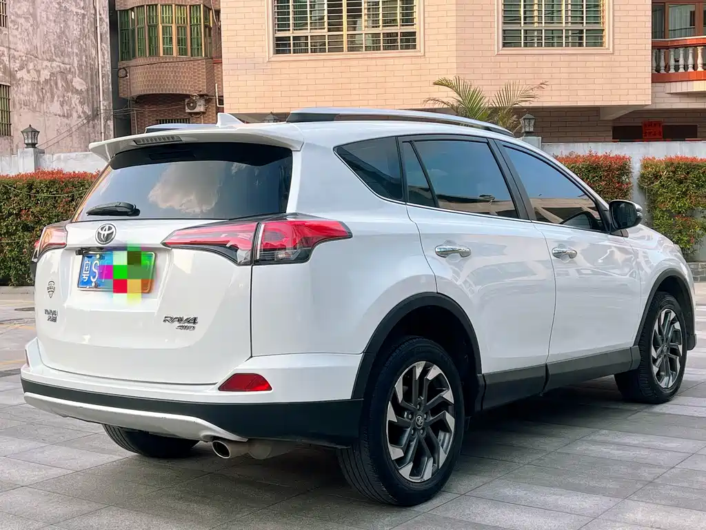 TOYOTA RAV4 RONGFANG