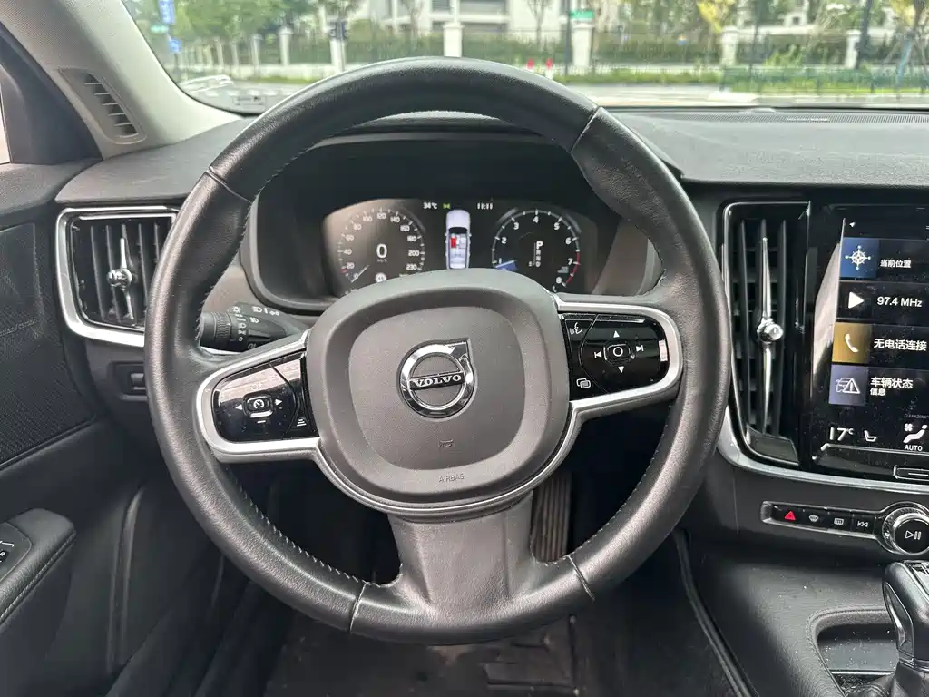 Volvo V90 — миниатюра 15