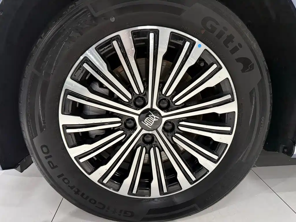 BYD Xia — миниатюра 22