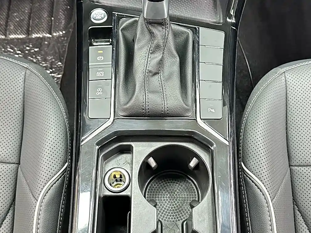 Volkswagen Passat — миниатюра 17