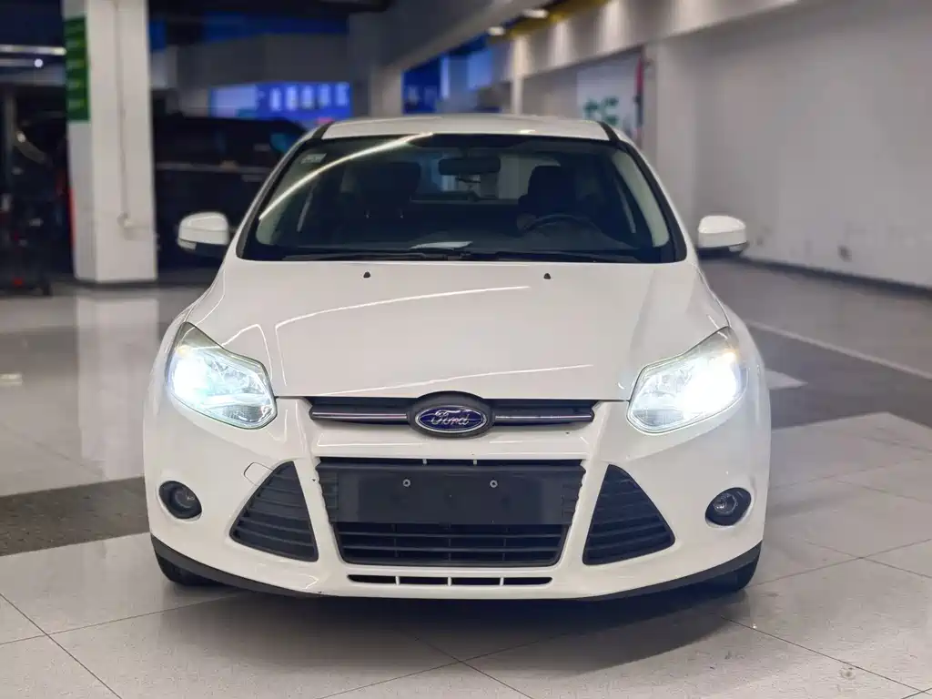 Ford Focus 2012 1.6L AT Comfort