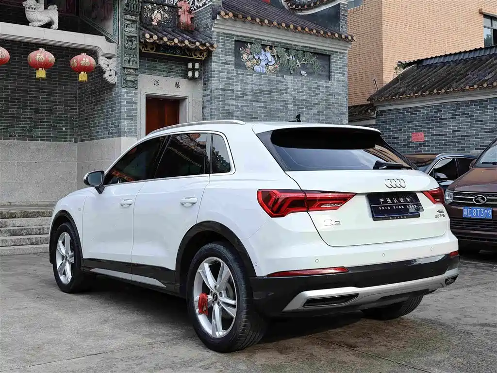 Audi Q3 2022 35 TFSI Fashion