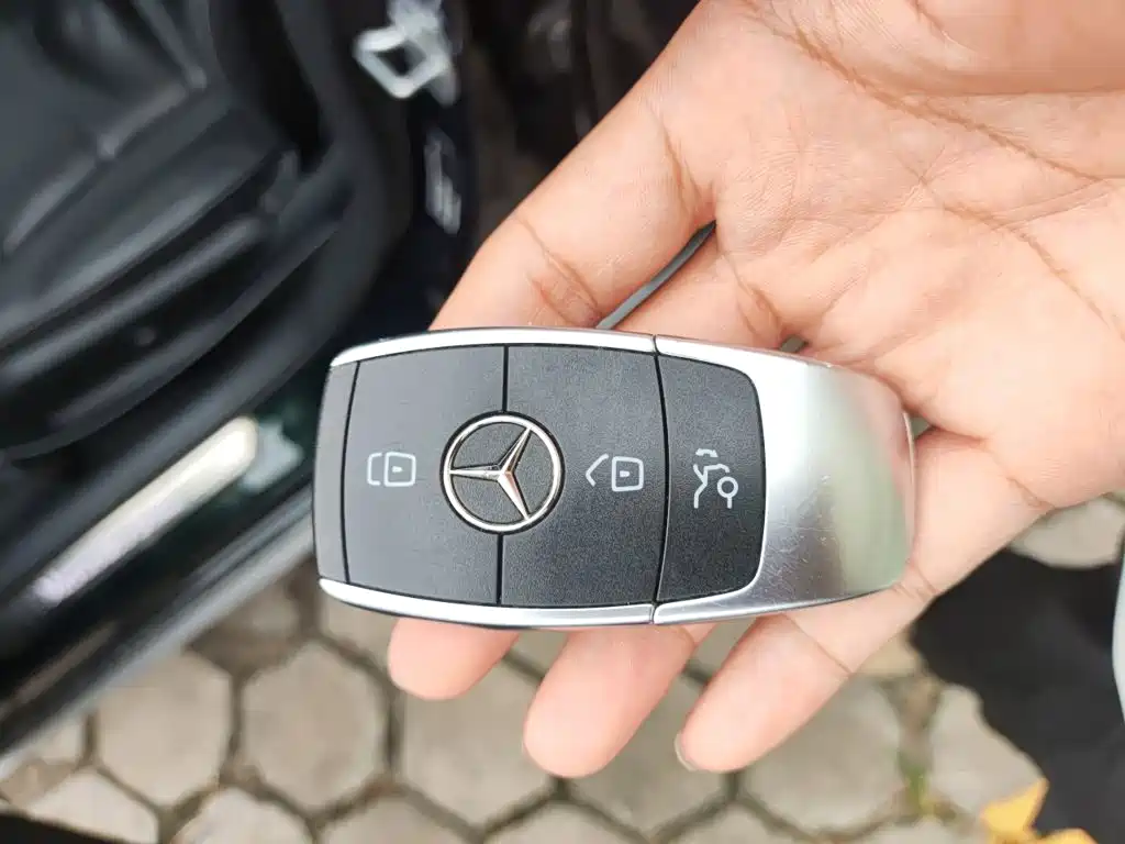 Mercedes-Benz C-Class — миниатюра 9