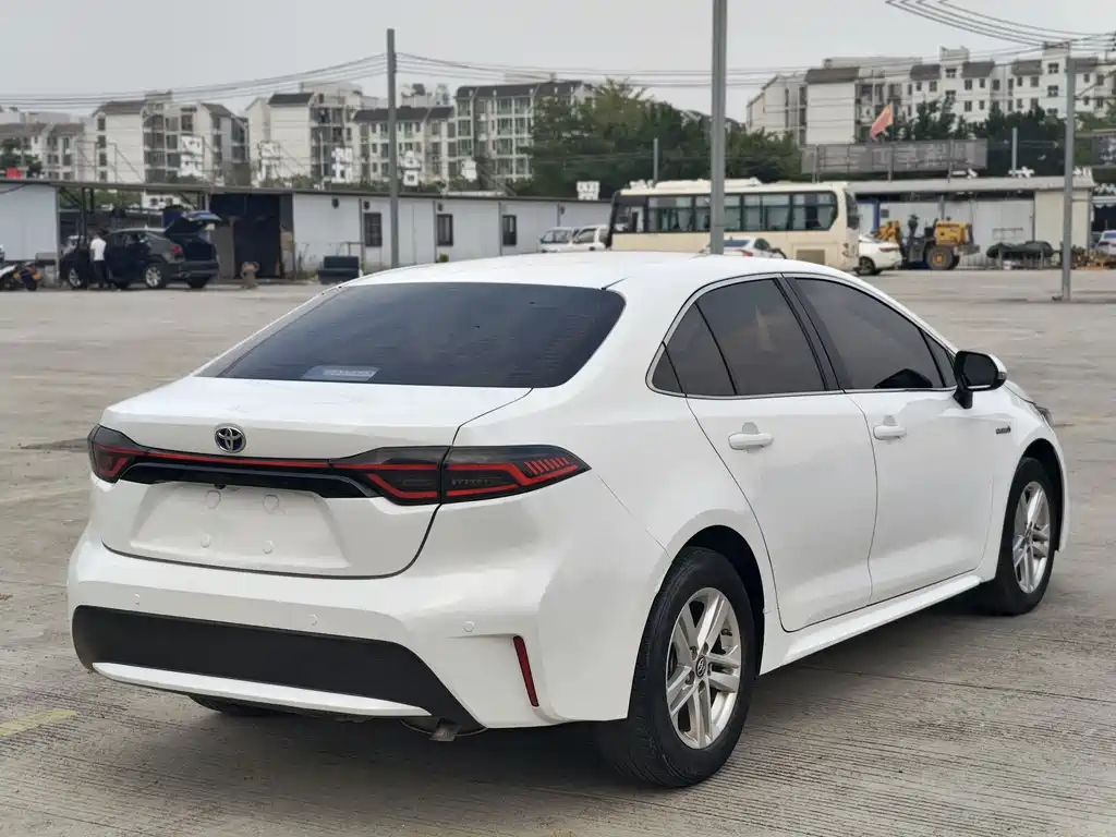 Toyota Corolla Levin 2019 1.8H E-CVT Luxury V