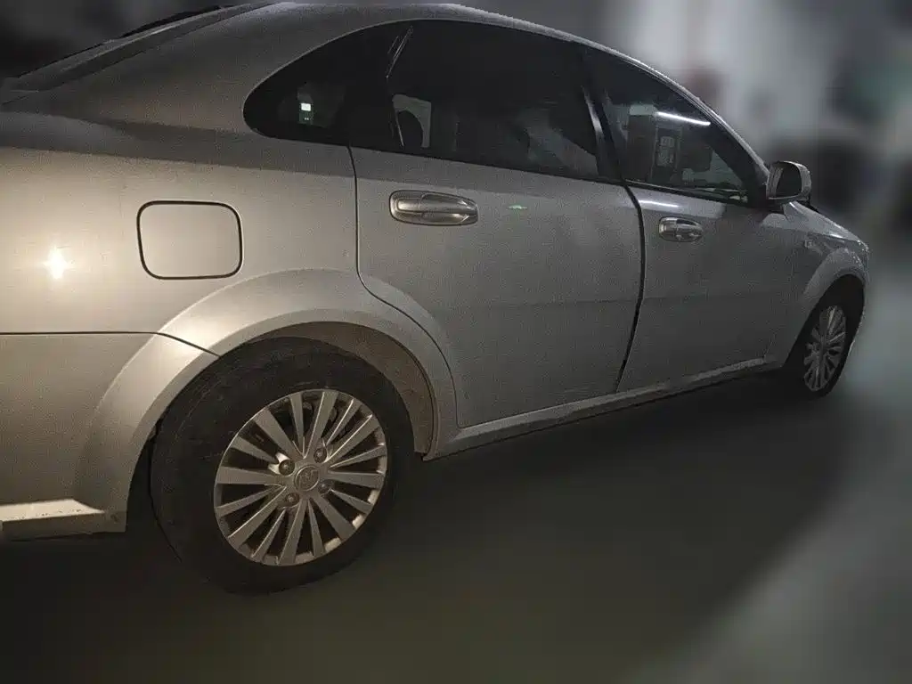 Buick Excelle — миниатюра 6