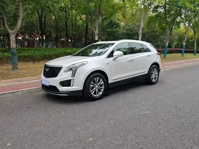 CADILLAC XT5 2020