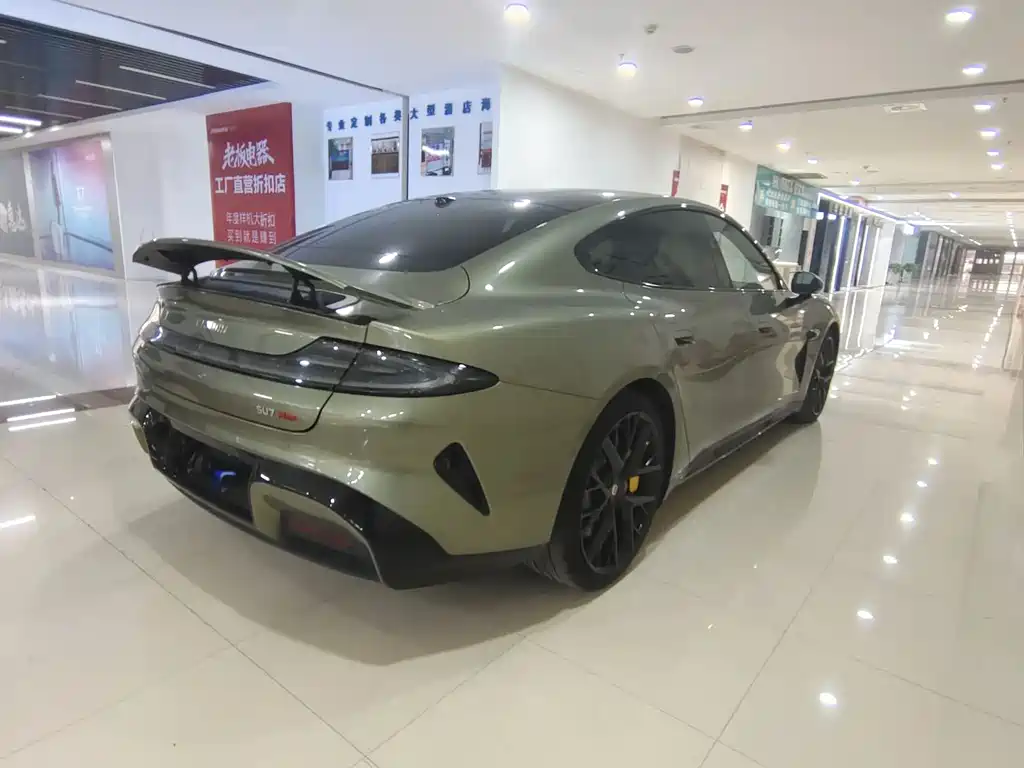 XIAOMI CAR XIAOMI SU7