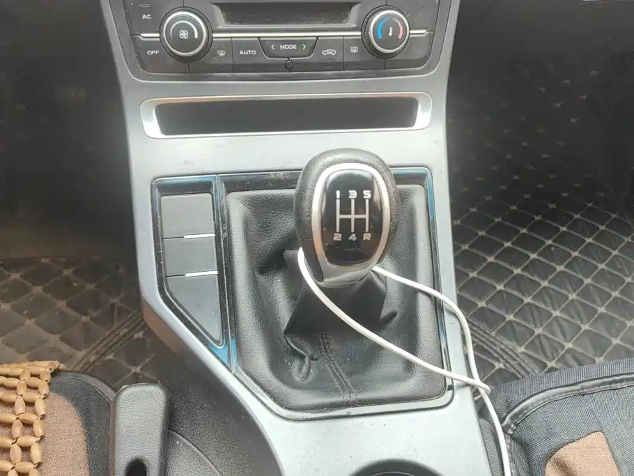 Geely Emgrand — миниатюра 16